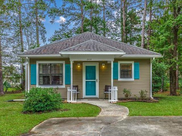 6414 Spice Bush Crescent Myrtle Beach, SC 29588