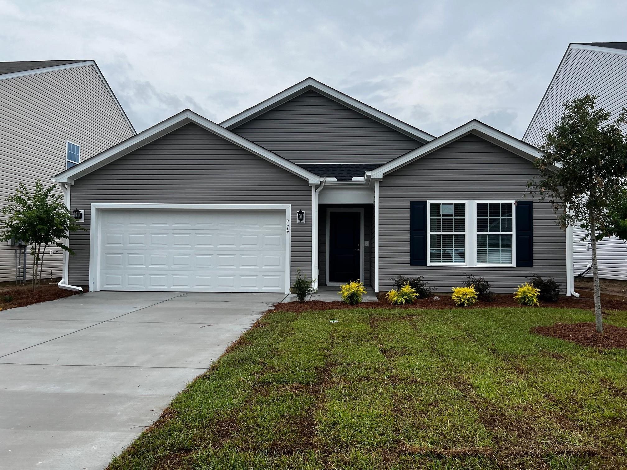 279 Hampton Park Circle Myrtle Beach, SC 29588