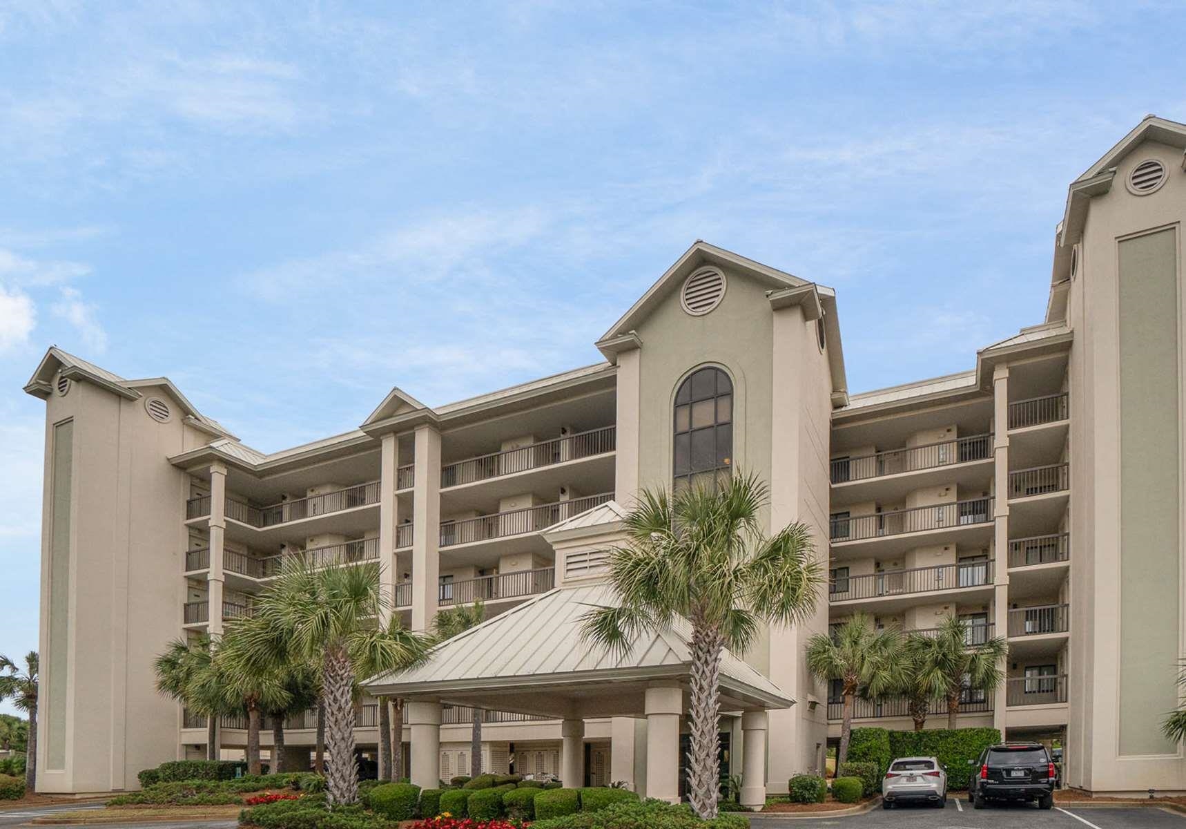 709 Retreat Beach Circle Unit D-1-e Pawleys Island, SC 29585