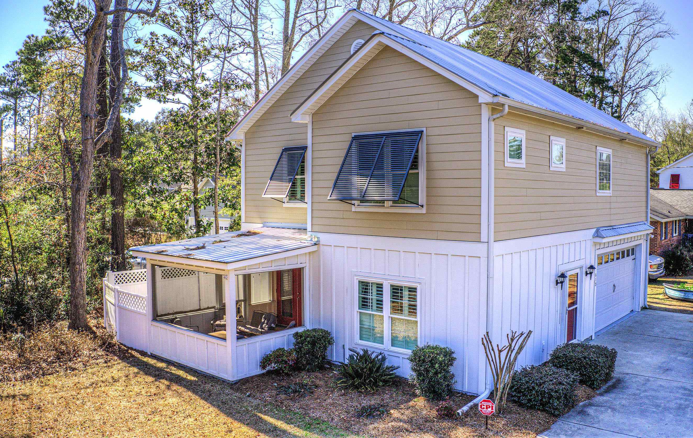 613 Lee Ave. Murrells Inlet, SC 29576