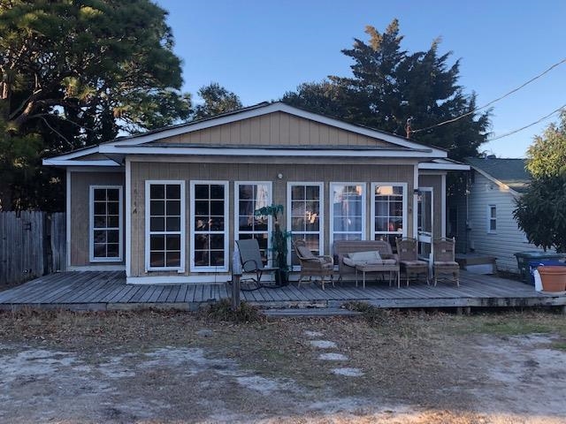 1614 S Hillside Dr. North Myrtle Beach, SC 29582