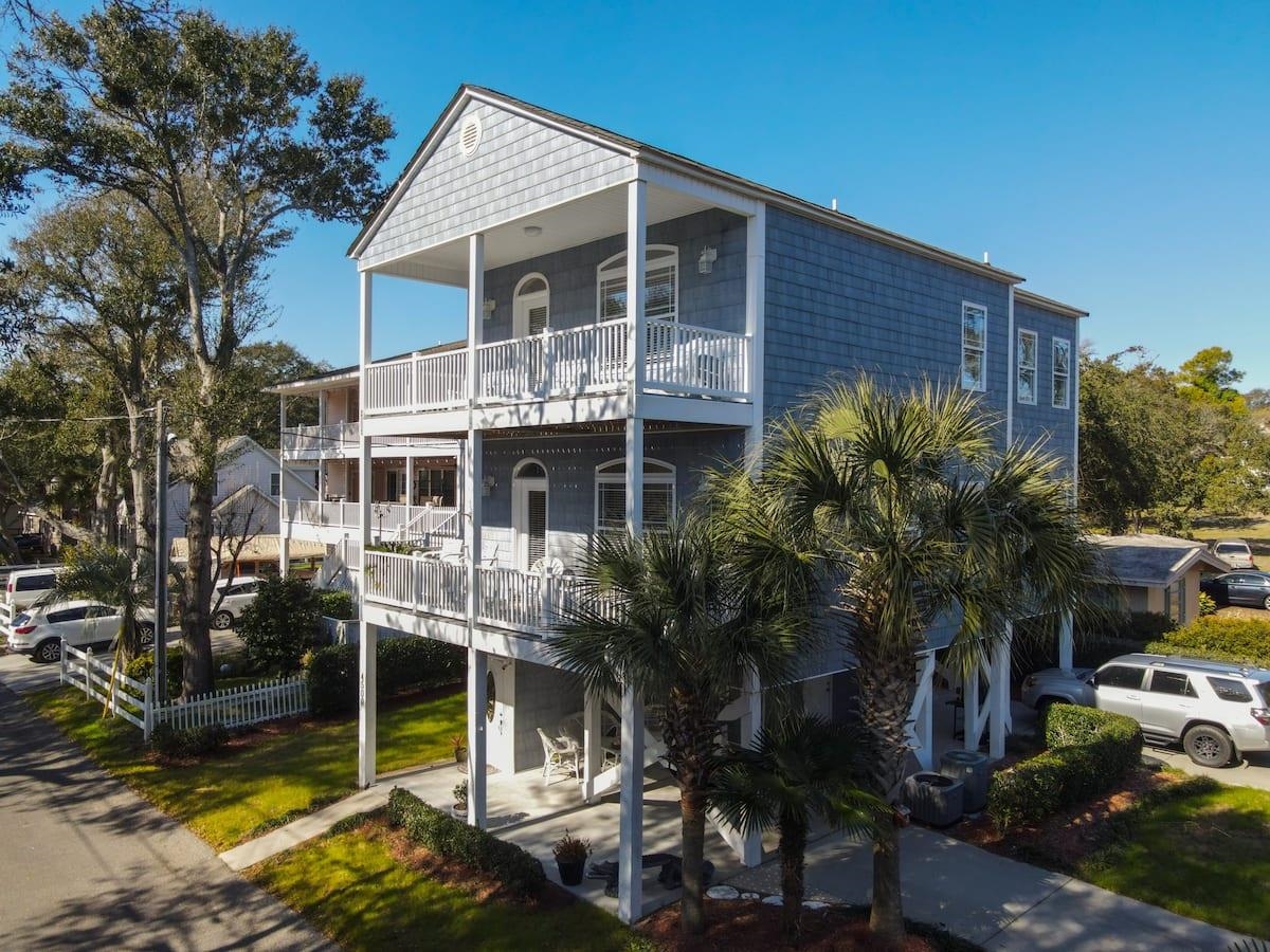 401 45th Ave. S North Myrtle Beach, SC 29582