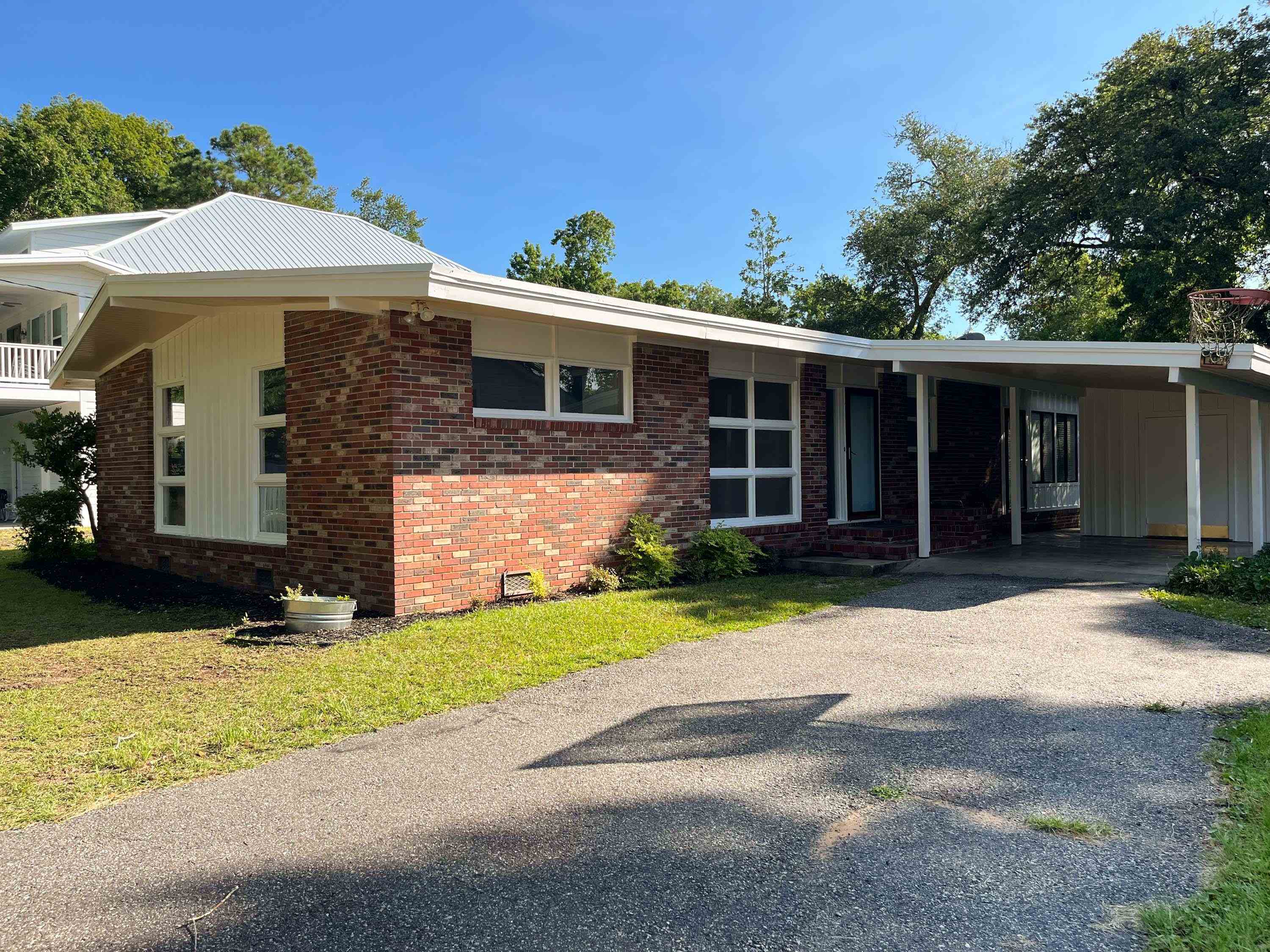 414 N 17th Ave. N Surfside Beach, SC 29575