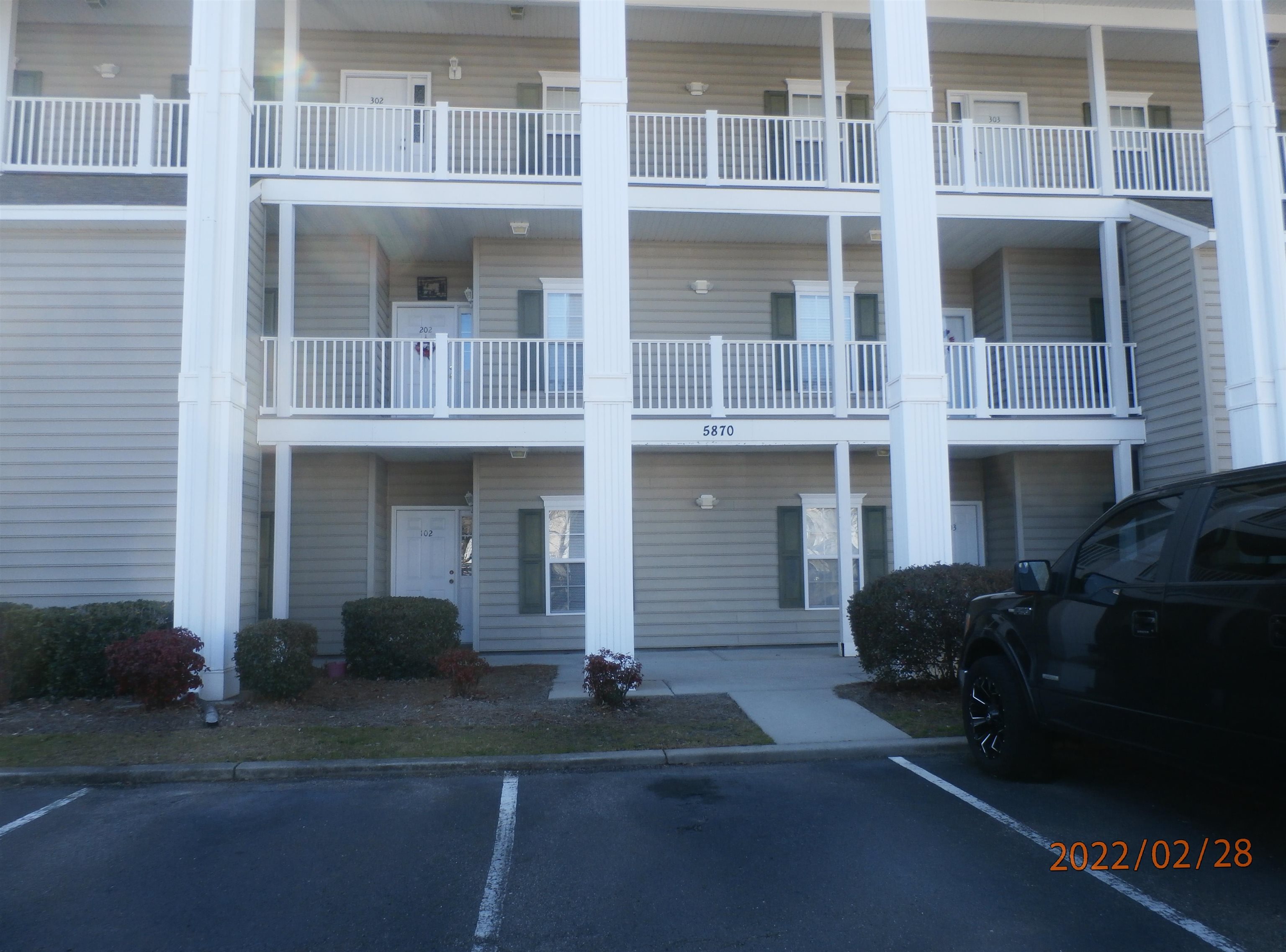 5870 Longwood Dr. Unit 5-303 Murrells Inlet, SC 29576