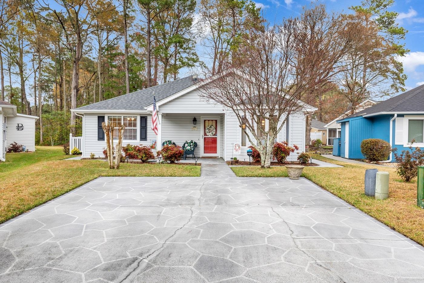6617 East Sweetbriar Trail Myrtle Beach, SC 29588