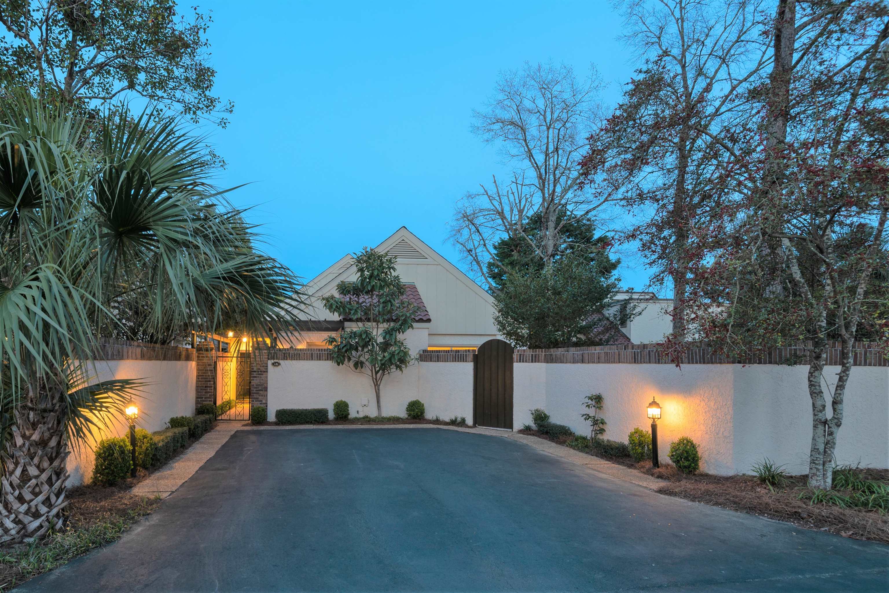 16 Valencia Circle Myrtle Beach, SC 29572