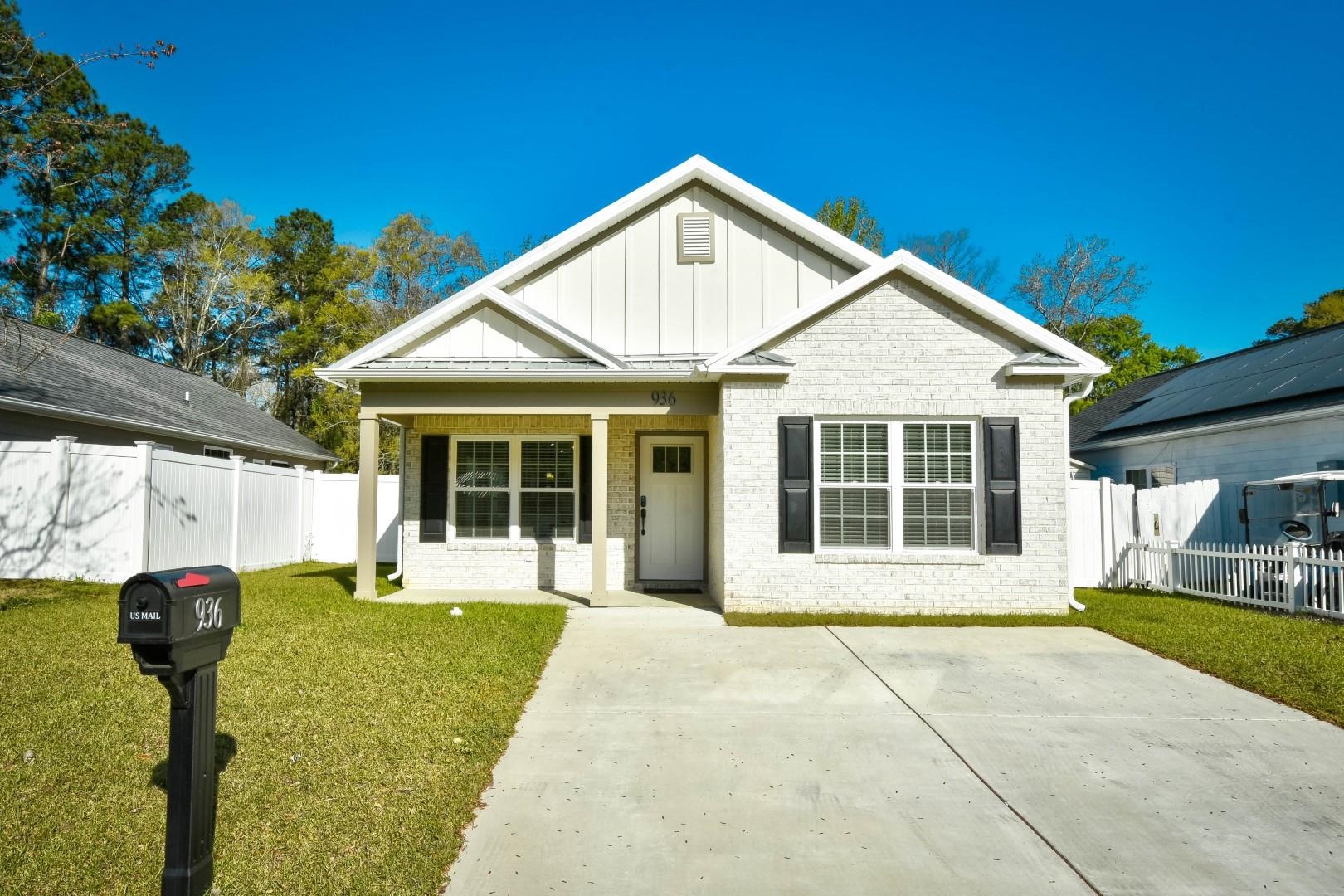 936 Ashley Dr. Myrtle Beach, SC 29577