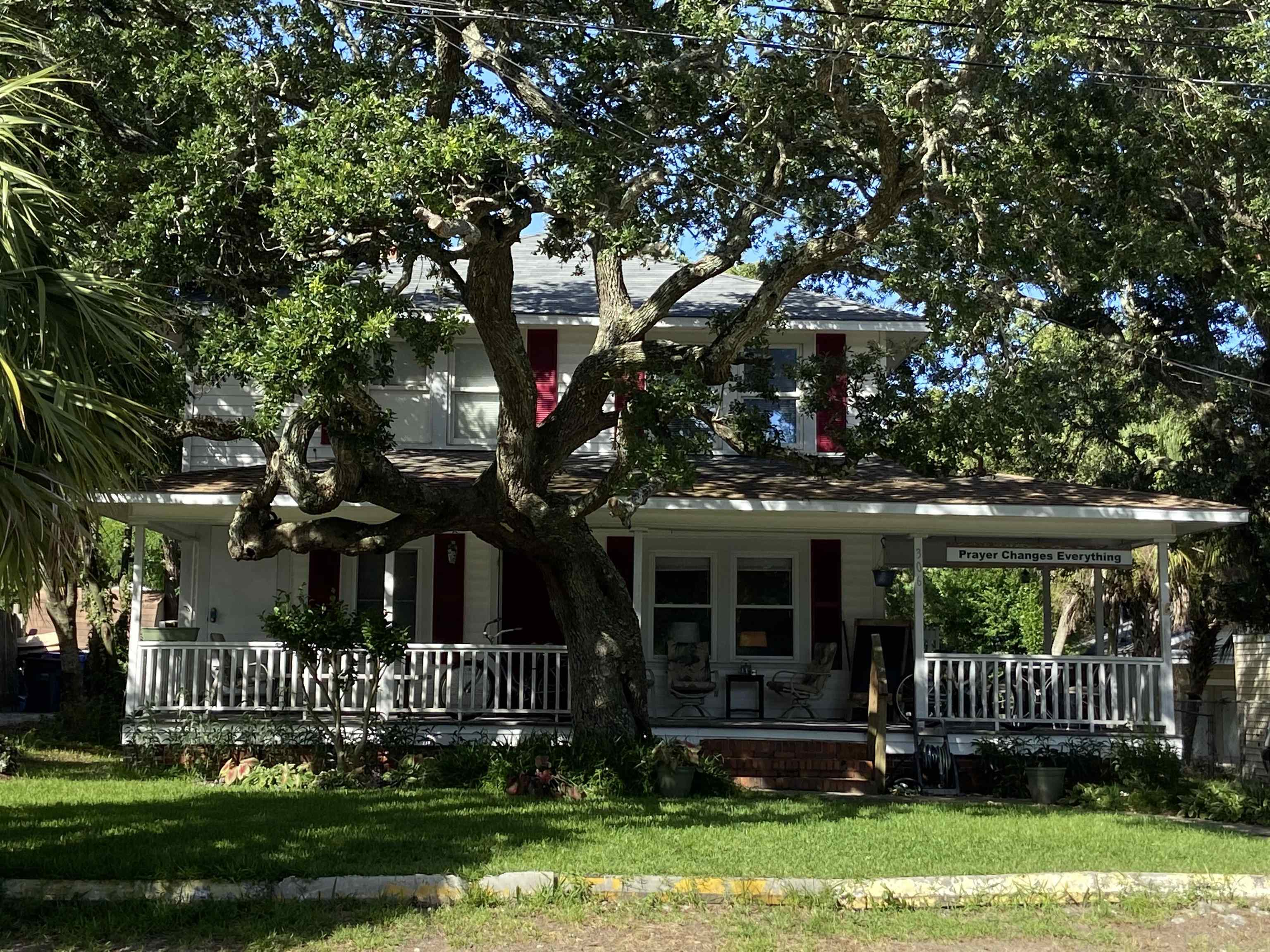 306 2nd Ave. N Myrtle Beach, SC 29577