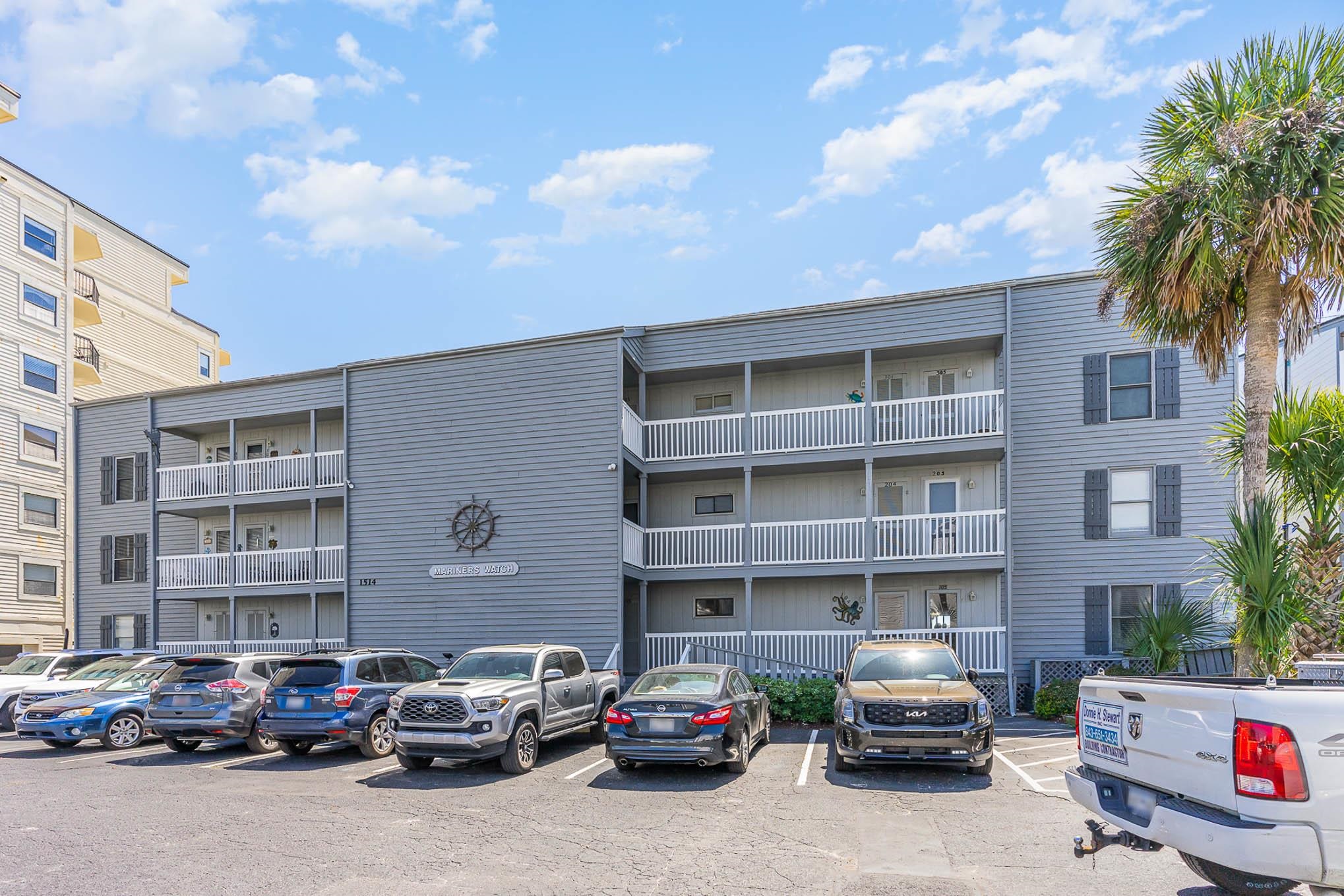 1514 N Waccamaw Dr. Unit #205 Garden City, SC 29576