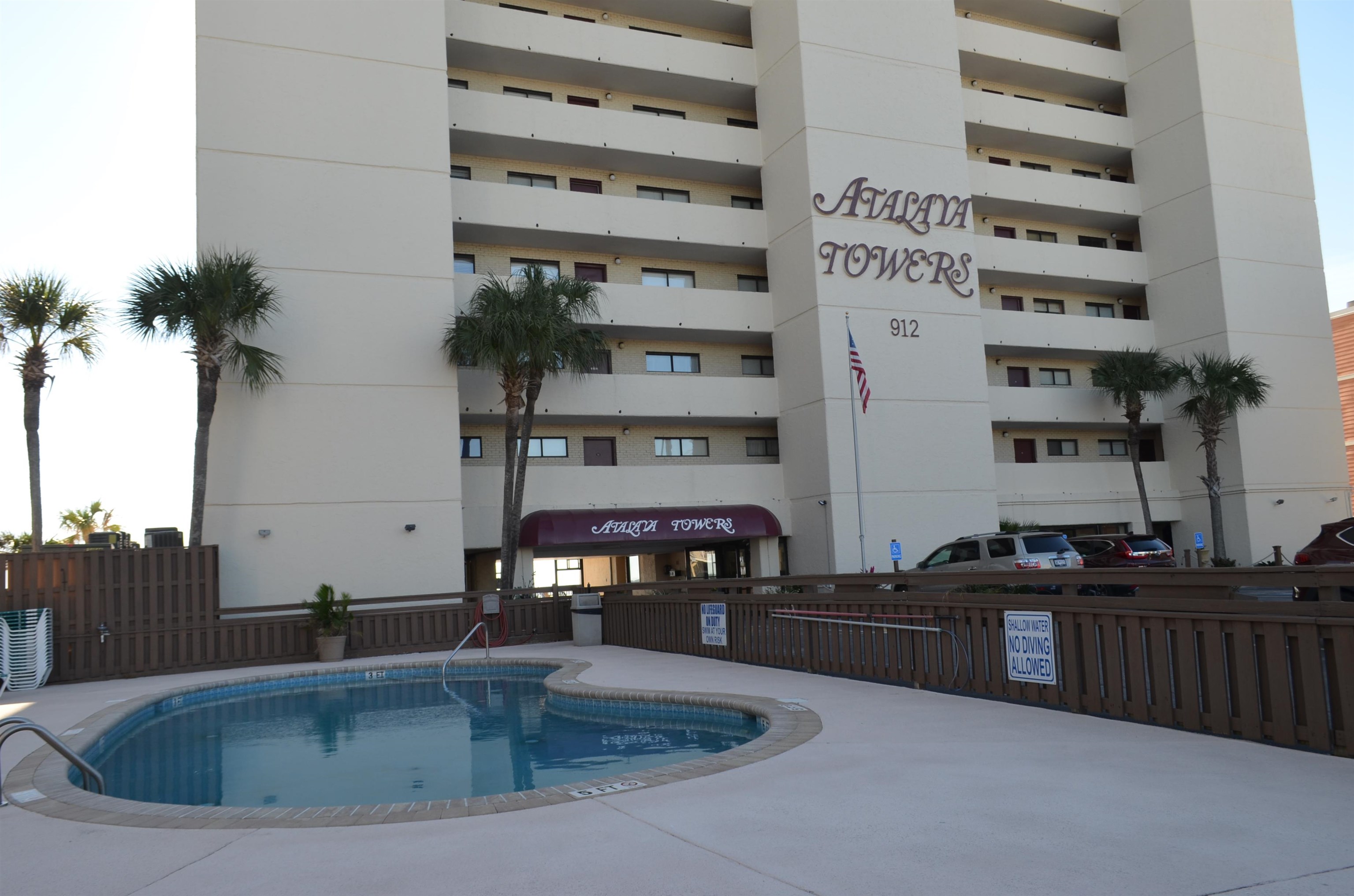 912 N Waccamaw Dr. Unit #404 Garden City, SC 29576