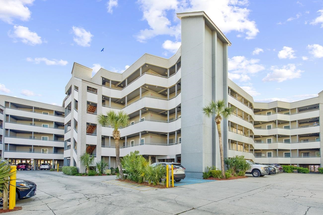 1310 N Waccamaw Dr. Unit #205 Garden City, SC 29576