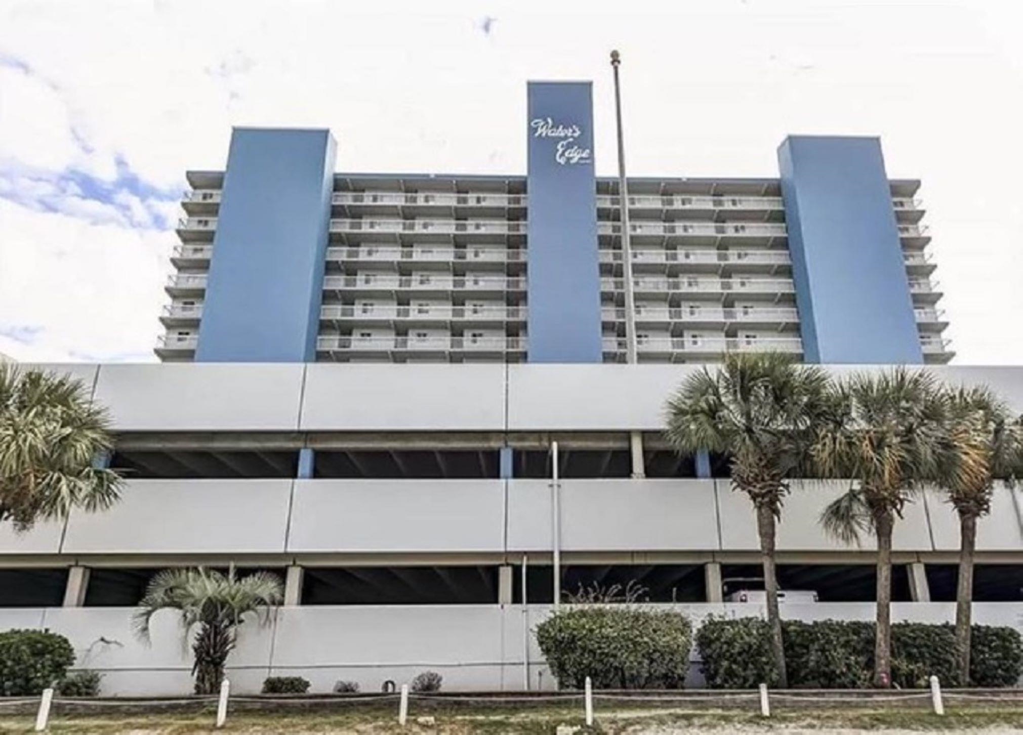 1012 N Waccamaw Dr. Unit #811 Garden City, SC 29576