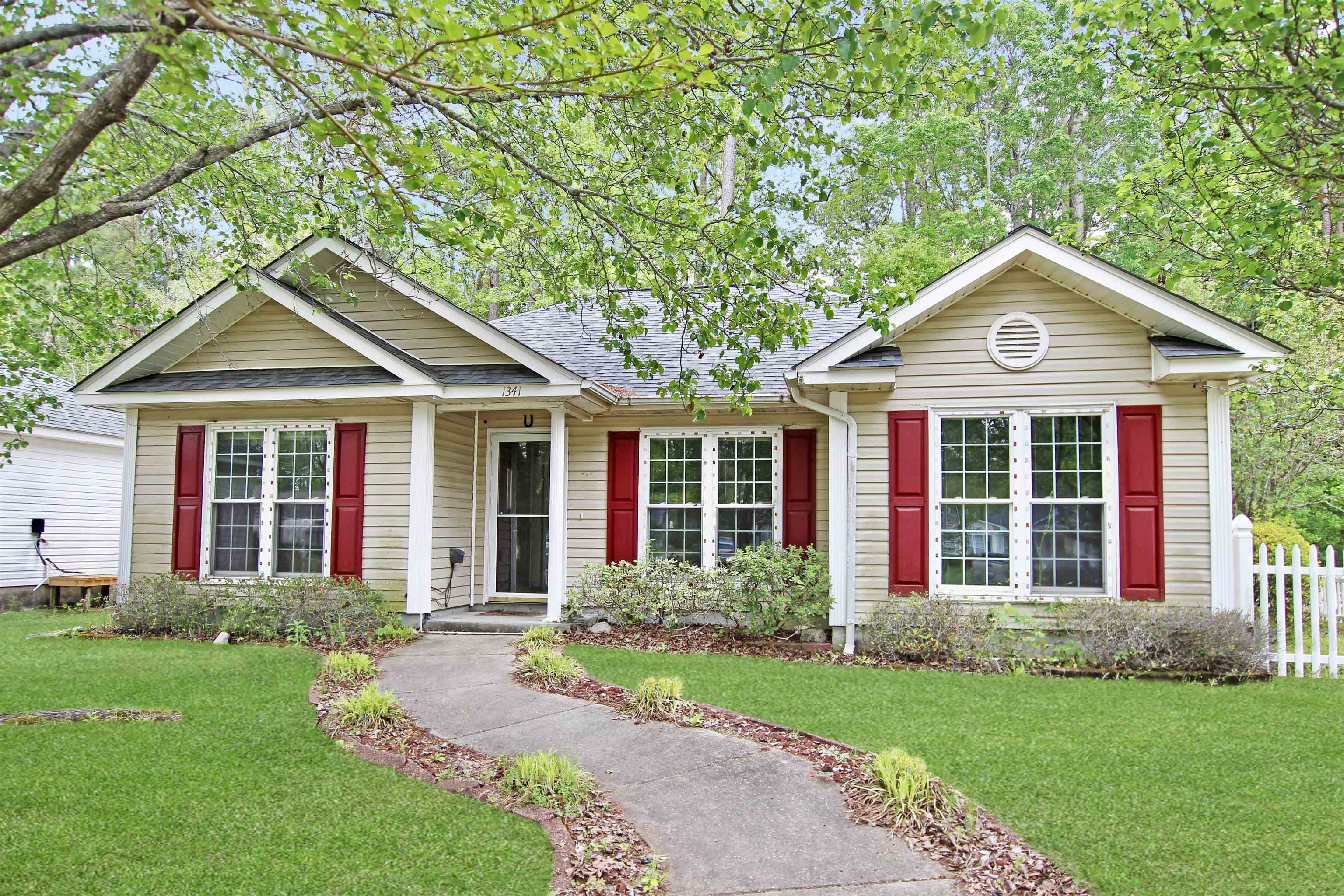 1341 Eagle Crest Dr. Myrtle Beach, SC 29579
