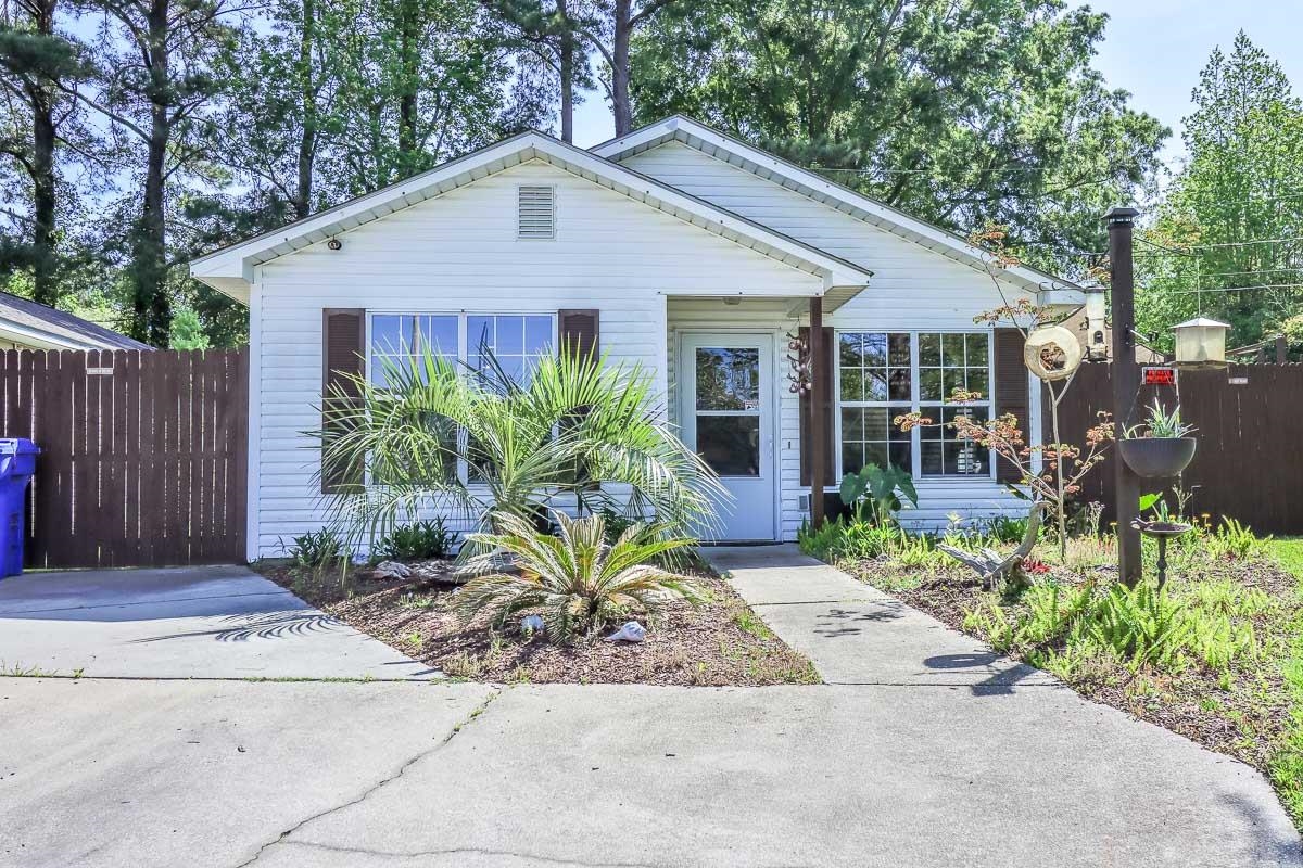 1650 Stuart Square Circle Myrtle Beach, SC 29577