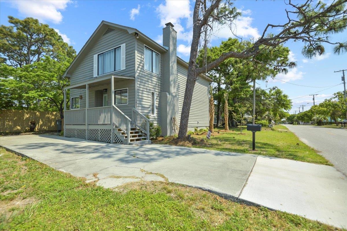 1622 Edge Dr. North Myrtle Beach, SC 29582