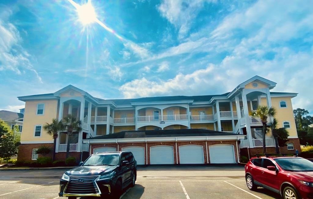 4872 Dahlia Ct. Unit #305 Myrtle Beach, SC 29577