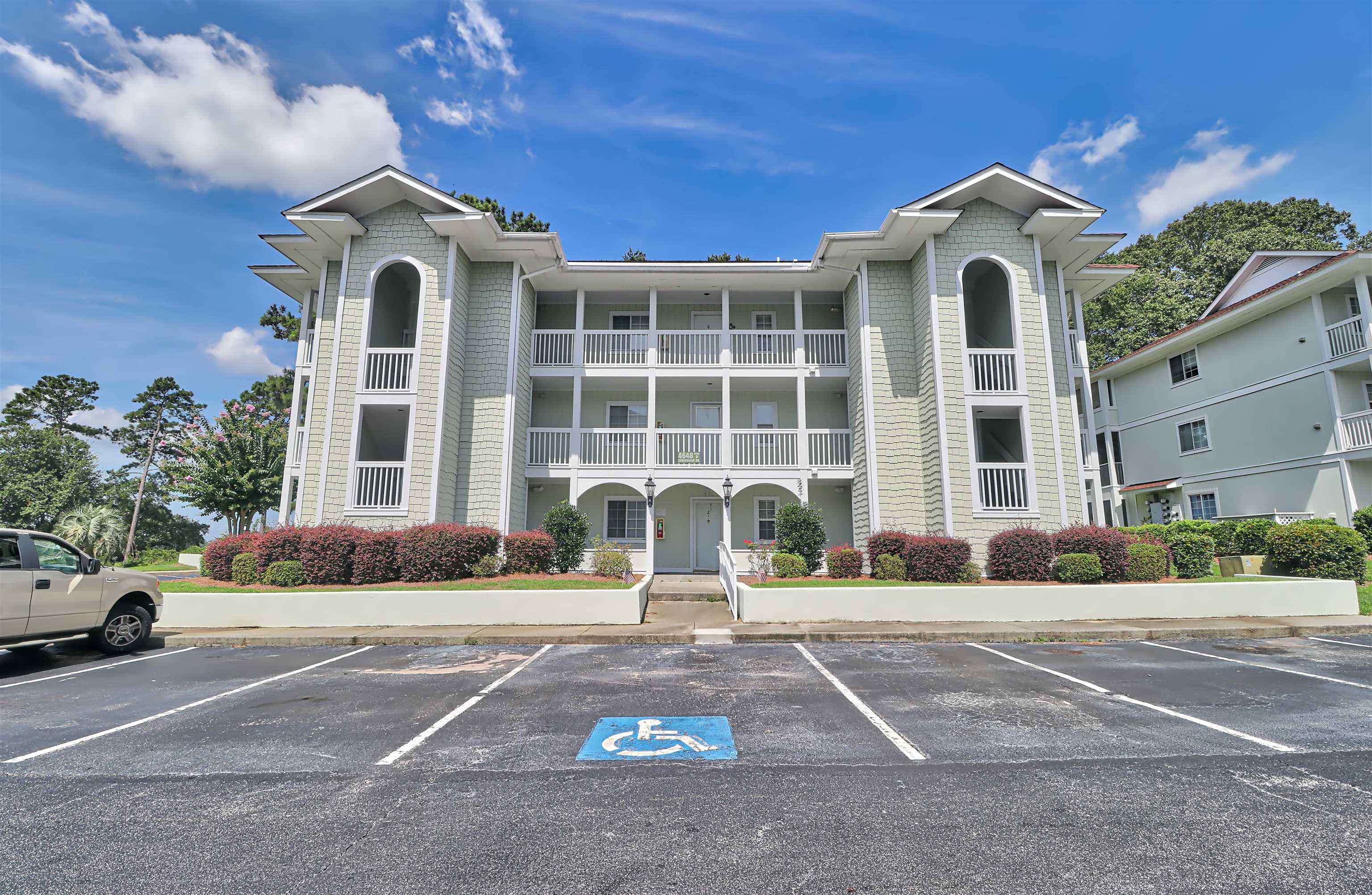4648 Greenbriar Dr. Unit D2 Little River, SC 29566
