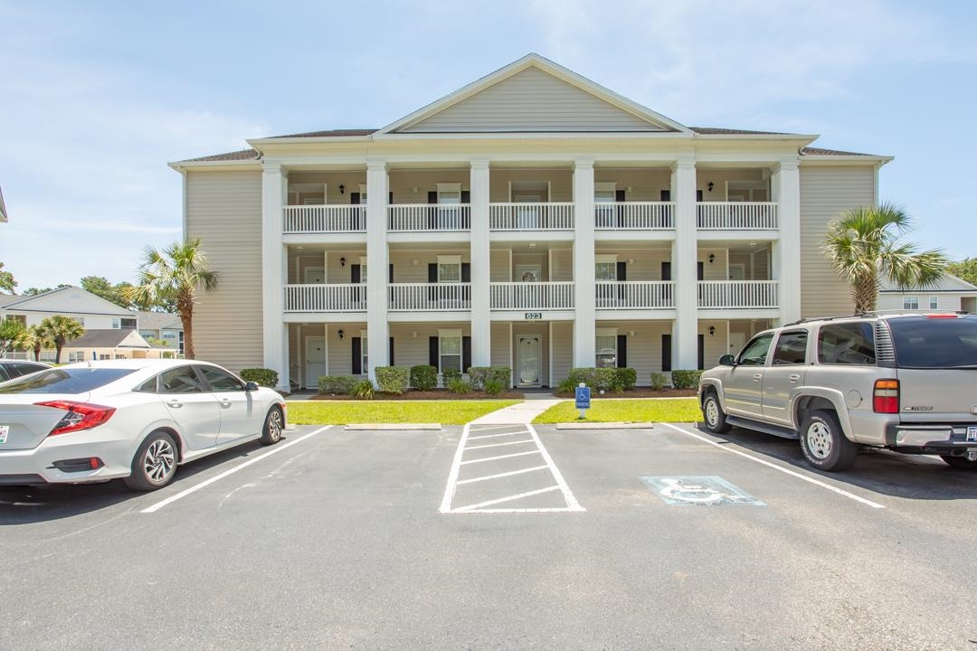 623 Woodmoor Dr. Unit #301 Murrells Inlet, SC 29576