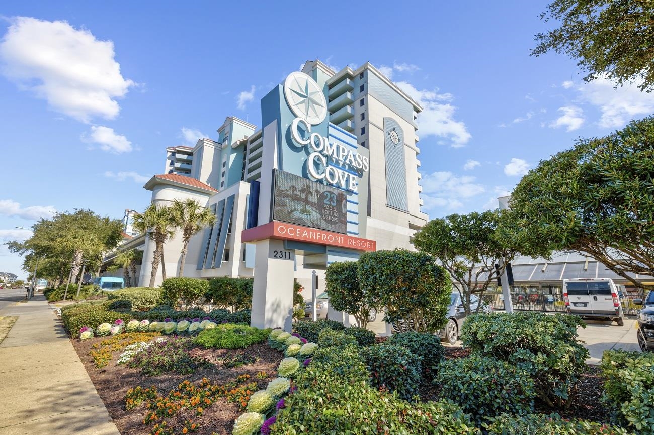 Compass Cove Pinnacle Oceanfront in Myrtle Beach Efficiency Beds