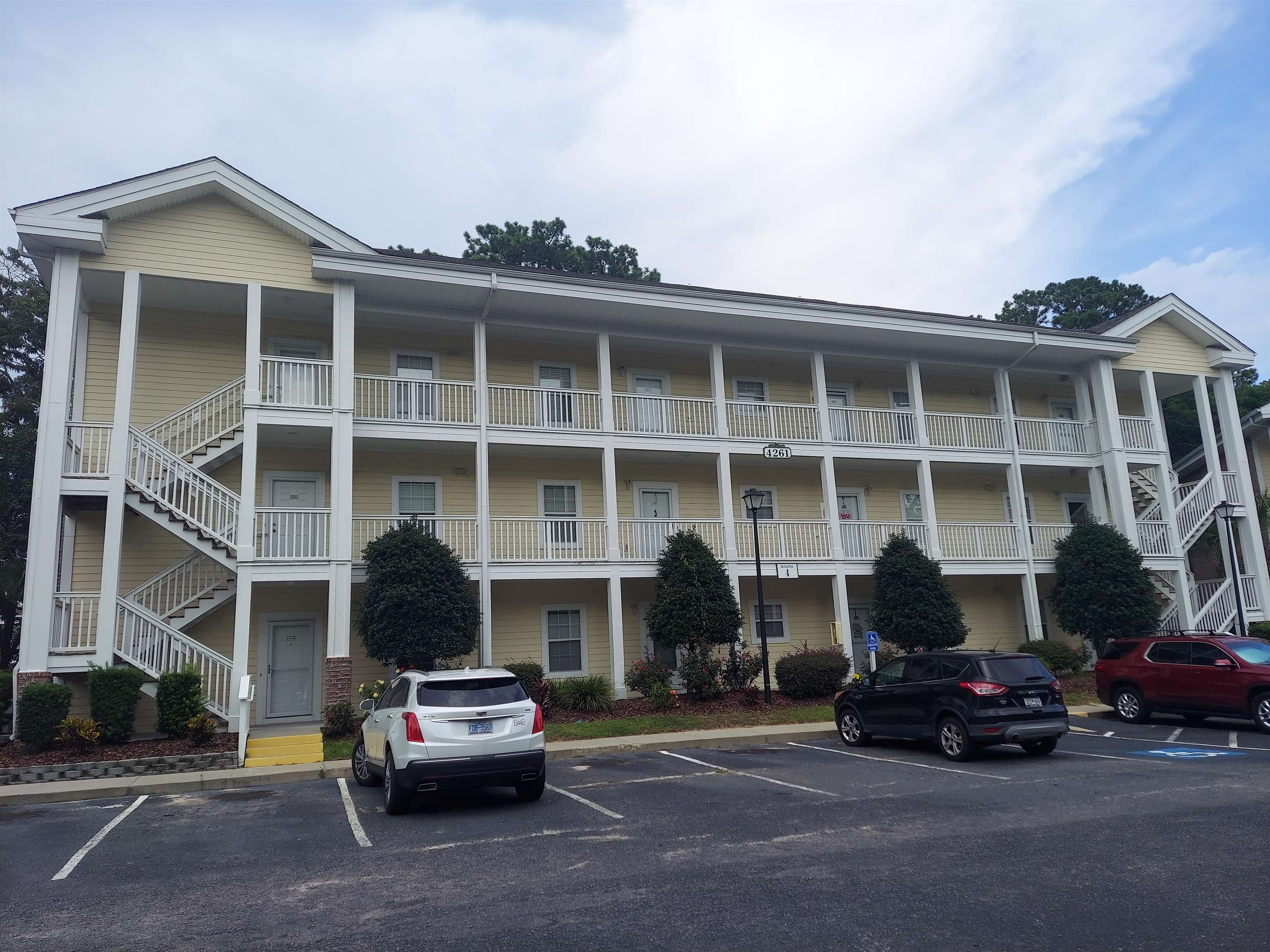 4261 Hibiscus Dr. Unit #101 Little River, SC 29566