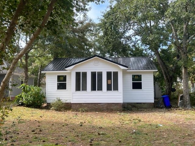 331 Sparrow Dr. Surfside Beach, SC 29575