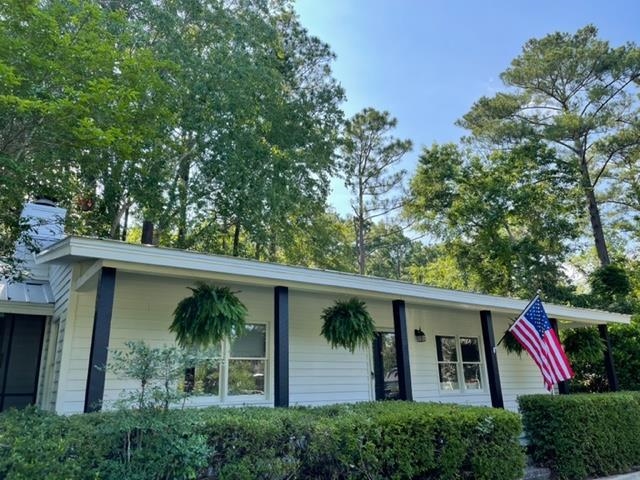31 Otter Run Dr. Pawleys Island, SC 29585
