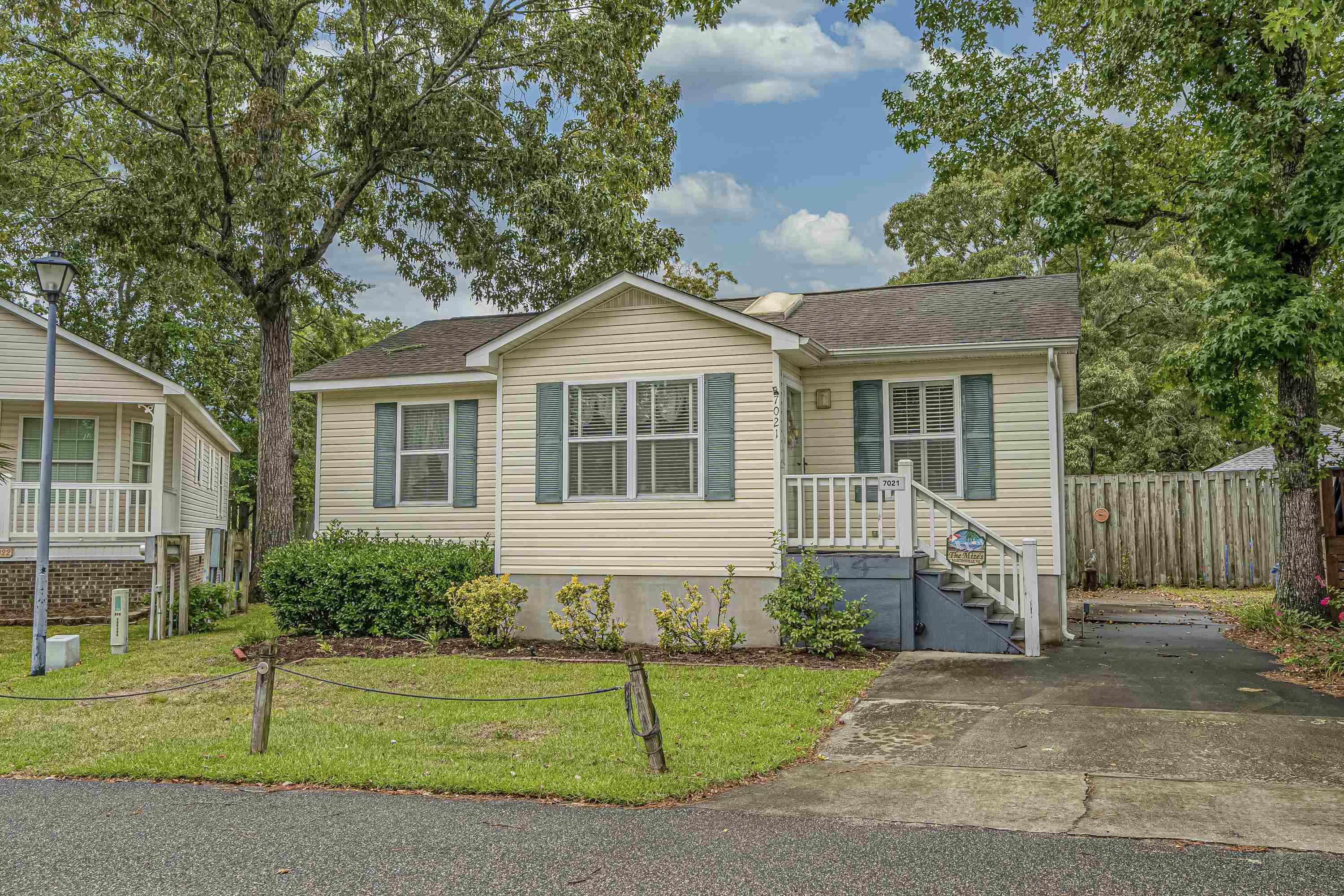 6001-7021 S Kings Hwy. Myrtle Beach, SC 29575