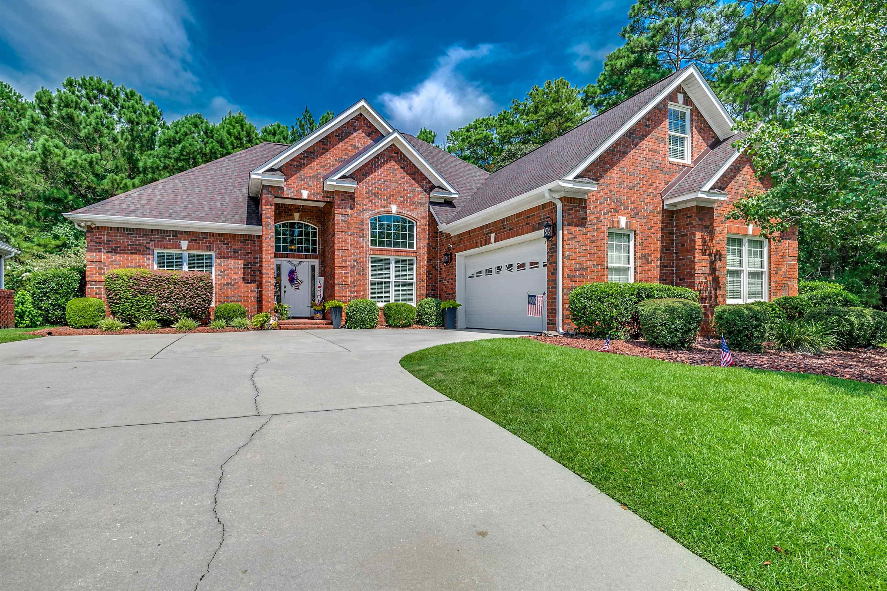 3271 Hermitage Dr. Little River, SC 29566