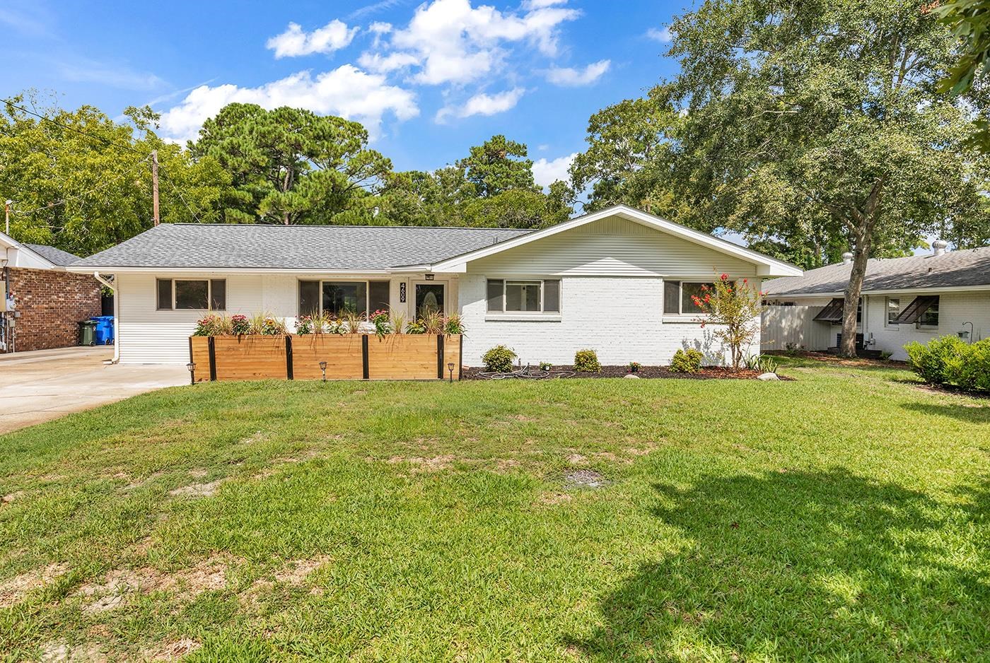 4609 Little River Rd. Myrtle Beach, SC 29577