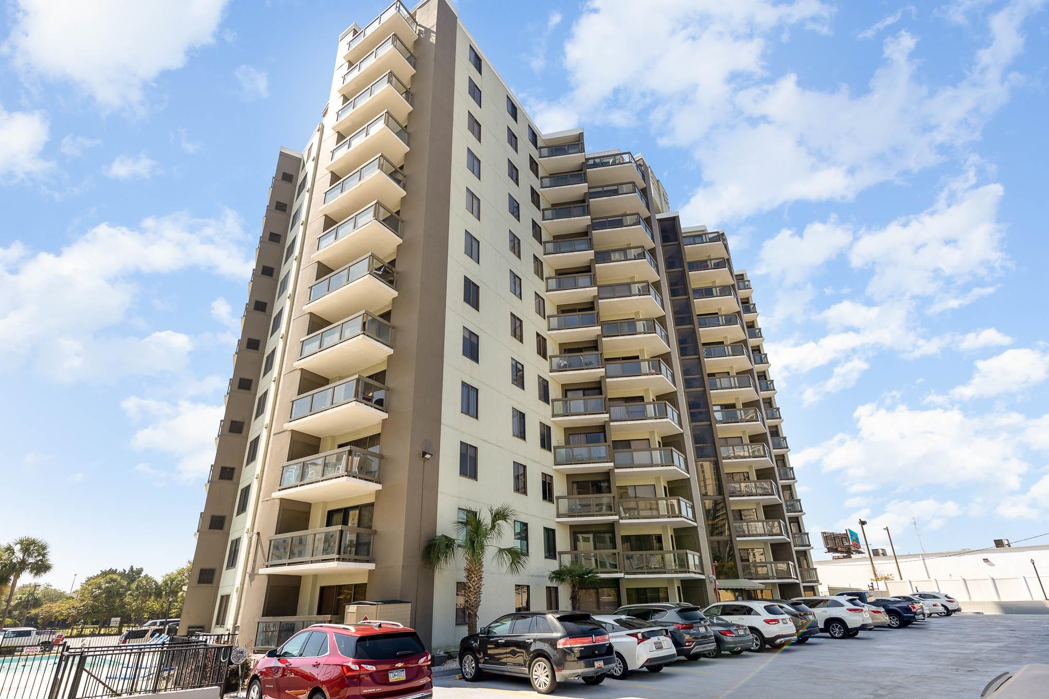 400 20th Ave. N Unit #301 Myrtle Beach, SC 29577