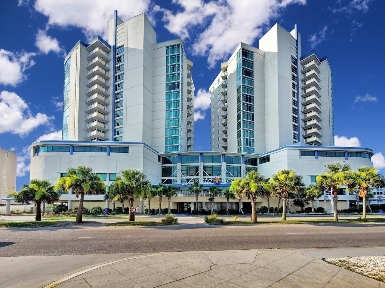300 N Ocean Blvd. Unit #323 North Myrtle Beach, SC 29582
