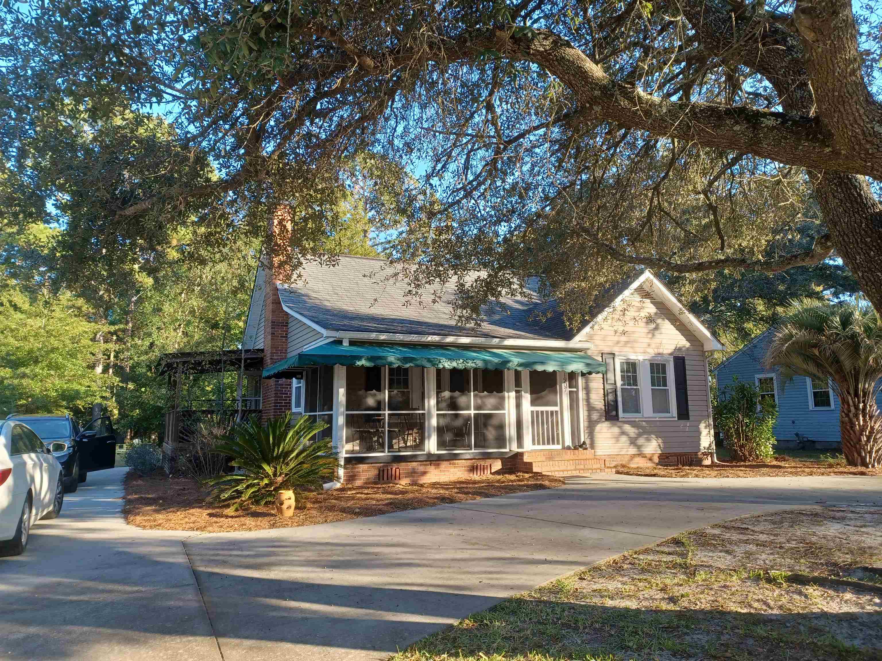 1907 Oak St. Georgetown, SC 29440