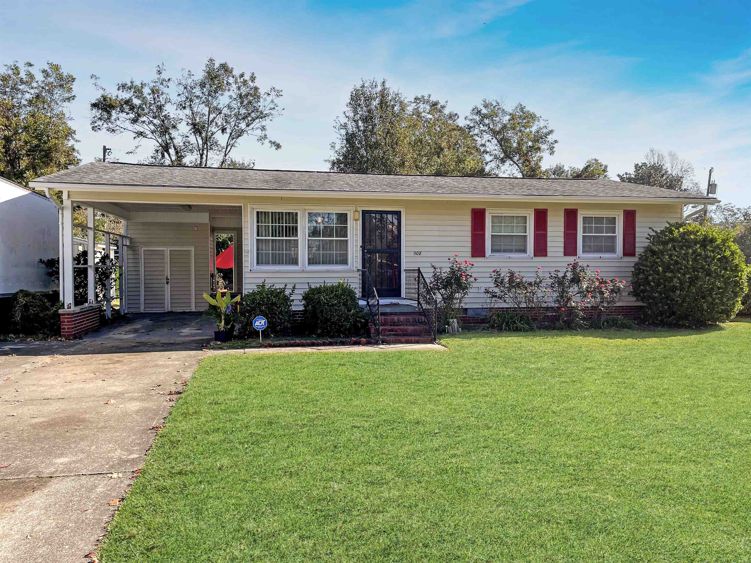 1108 Oak Dr. Myrtle Beach, SC 29577