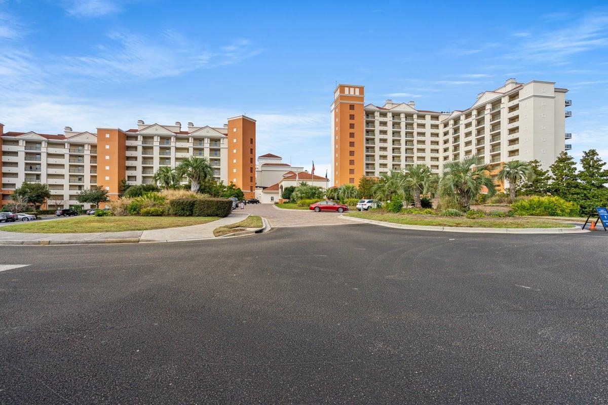 8121 Amalfi Pl. Unit 7-504 Myrtle Beach, SC 29572