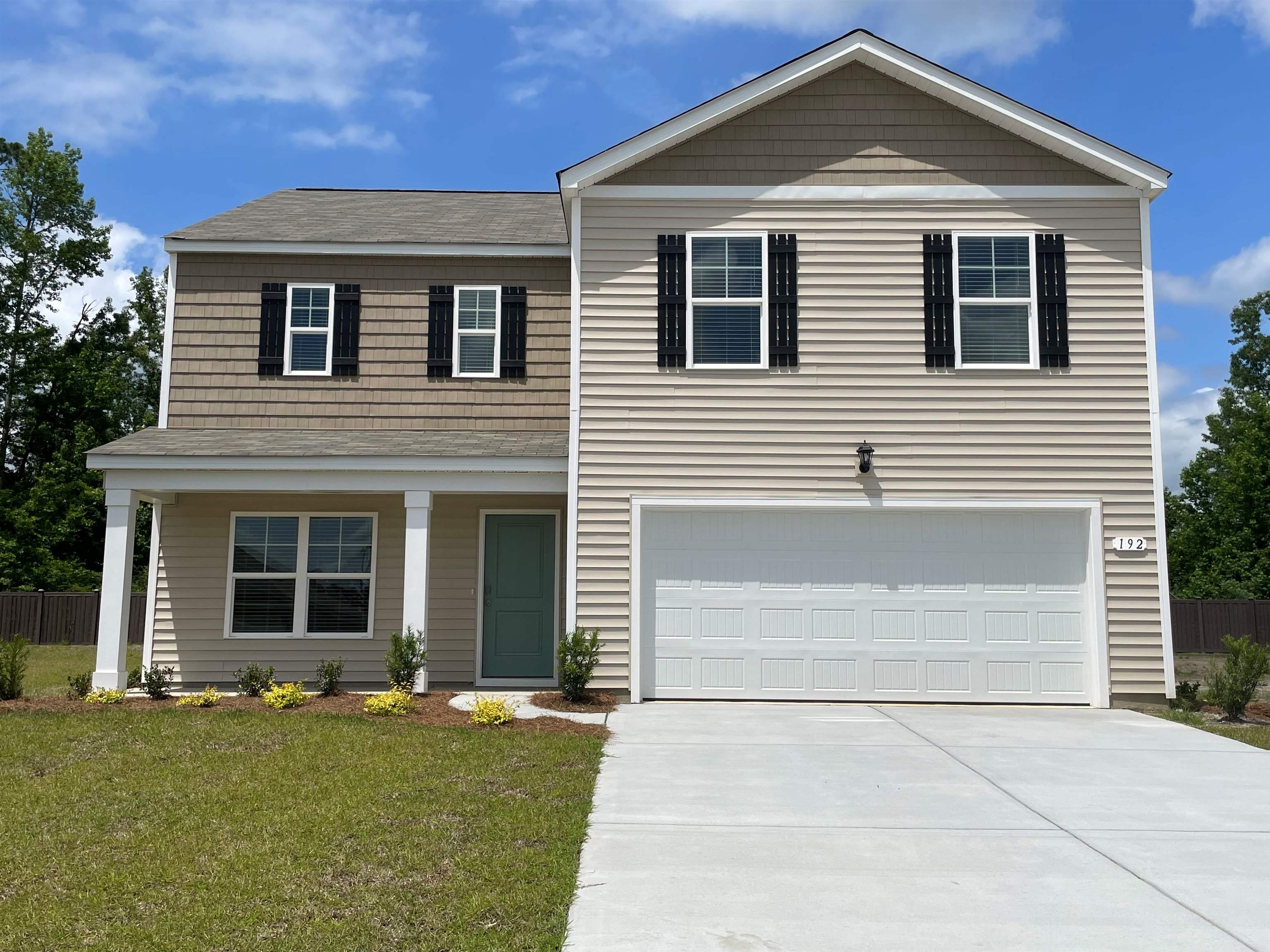 192 Seasons Trace Loop Longs, SC 29568