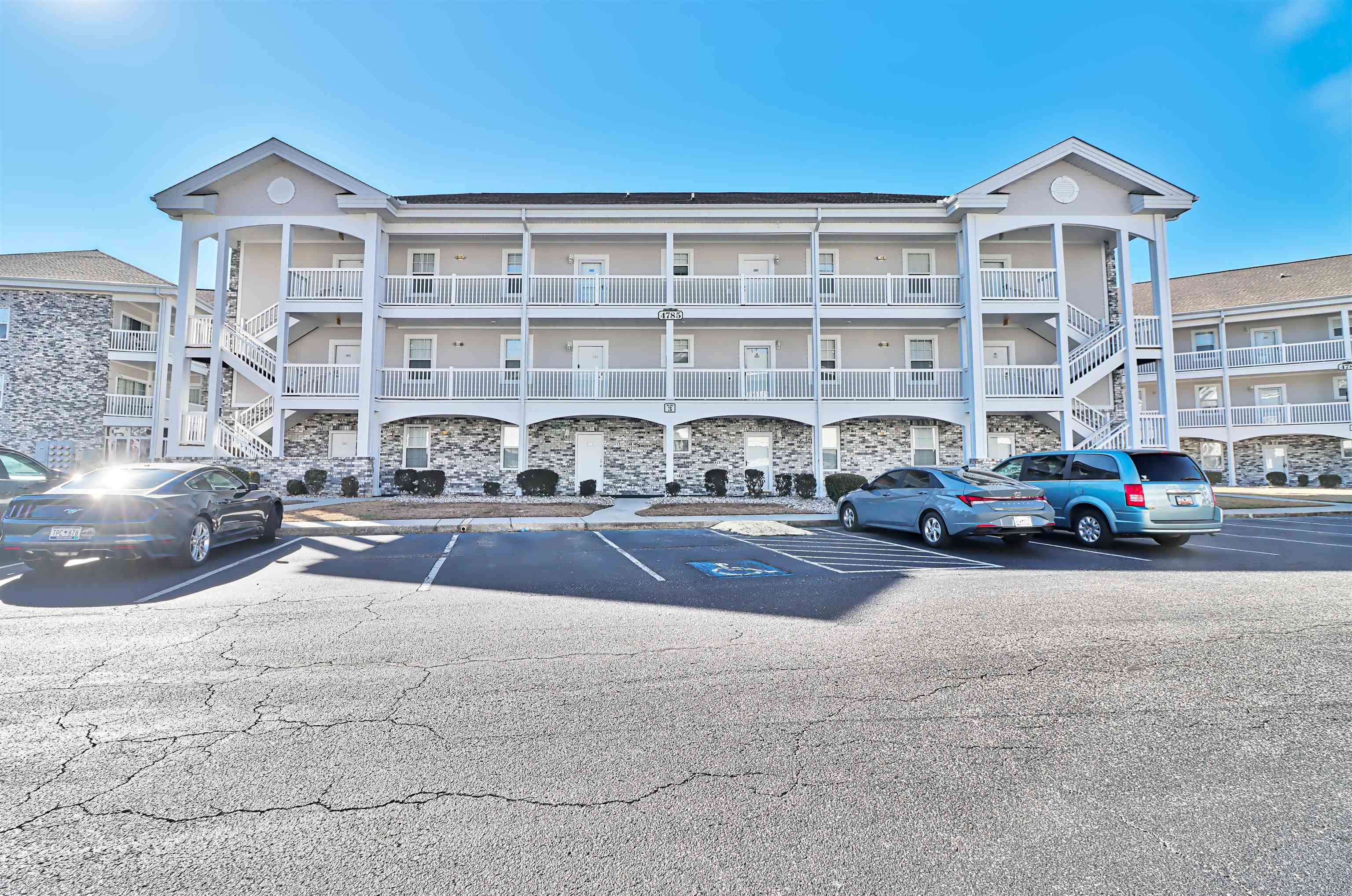 4785 Wild Iris Dr. Unit #204 Myrtle Beach, SC 29577