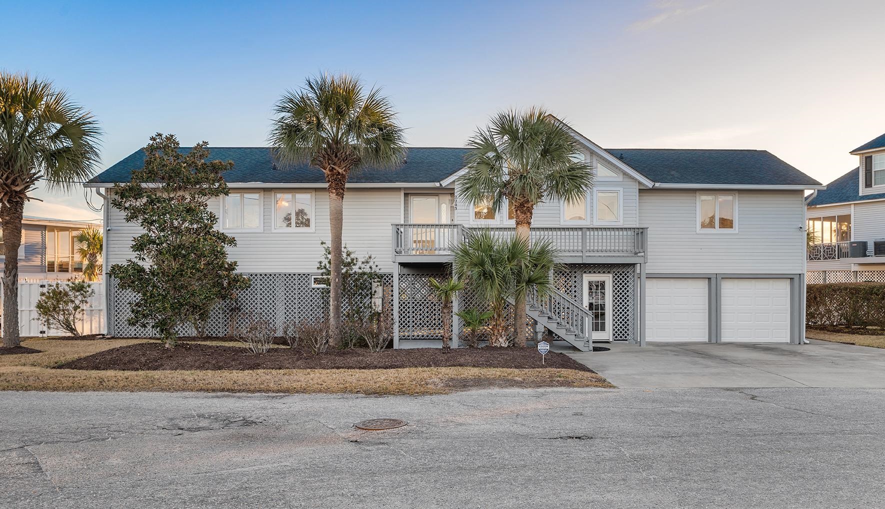 2203 Oyster Cove Murrells Inlet, SC 29576