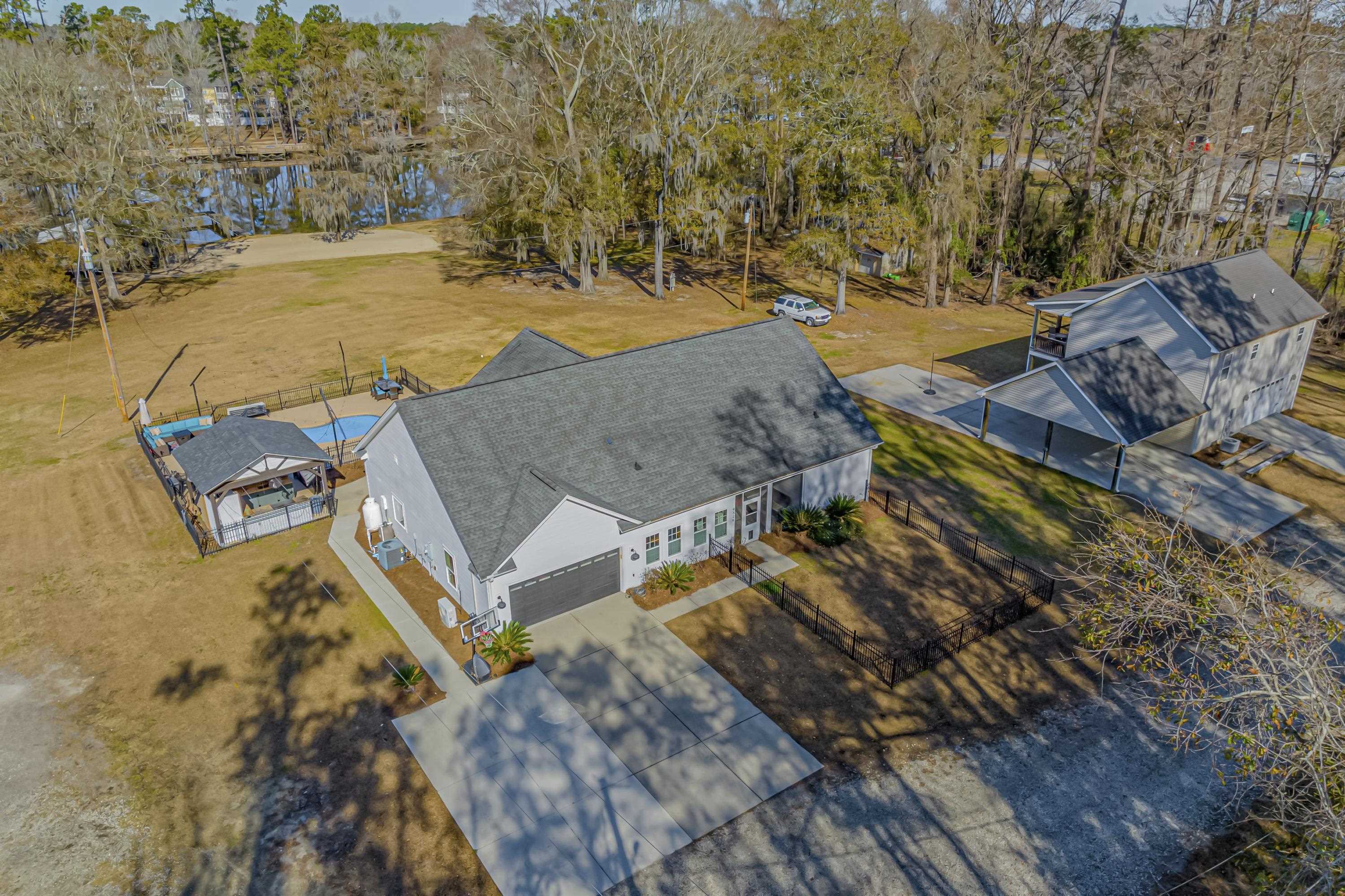 4526 Baggott Ln. Myrtle Beach, SC 29588