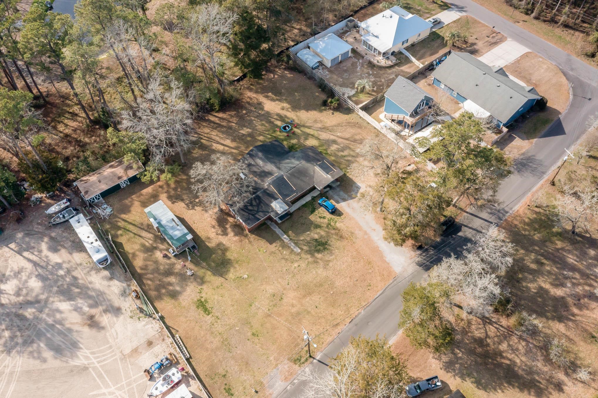 4400 Waterfront Ave. Little River, SC 29566