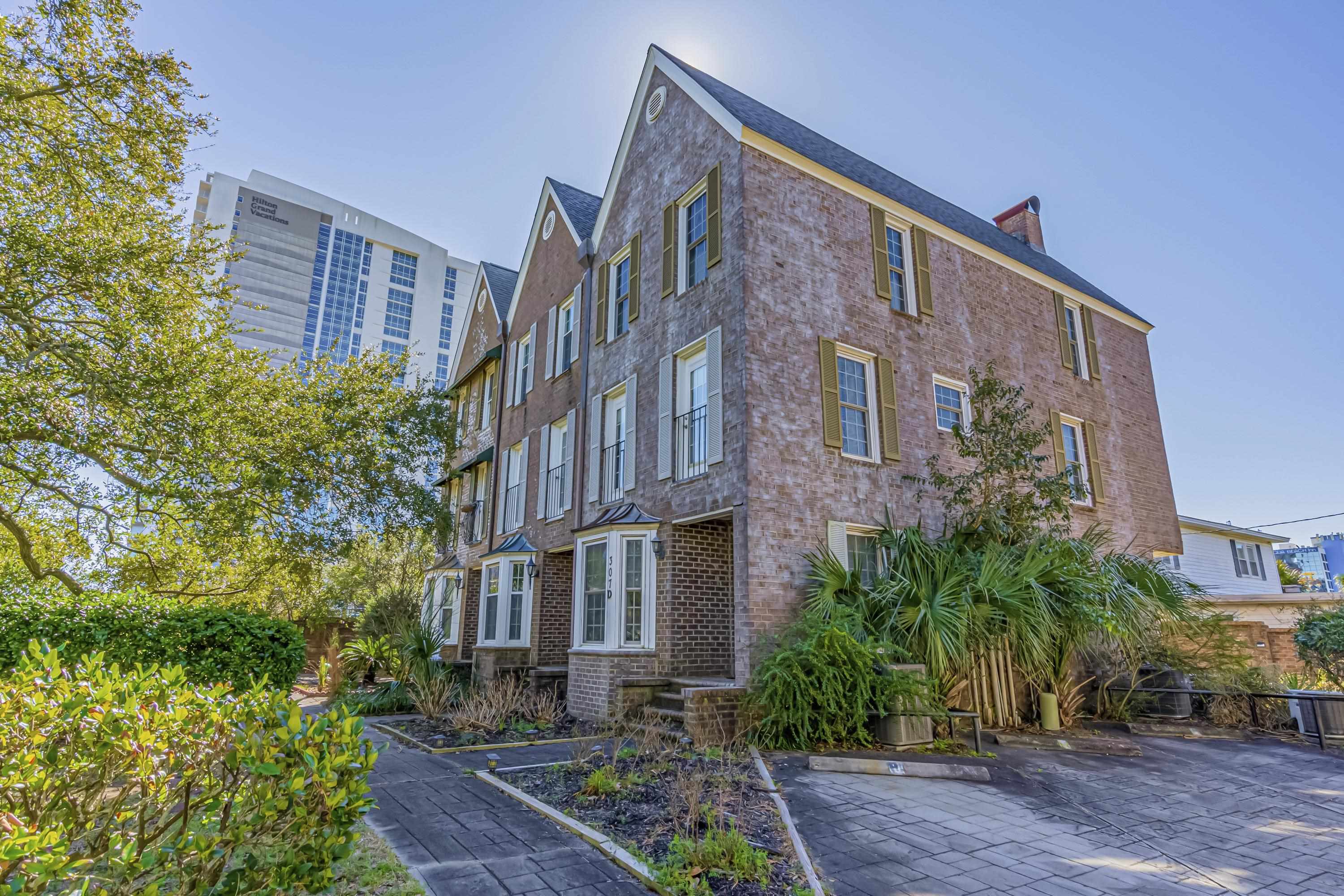 307 16th Ave. N Unit E Myrtle Beach, SC 29577