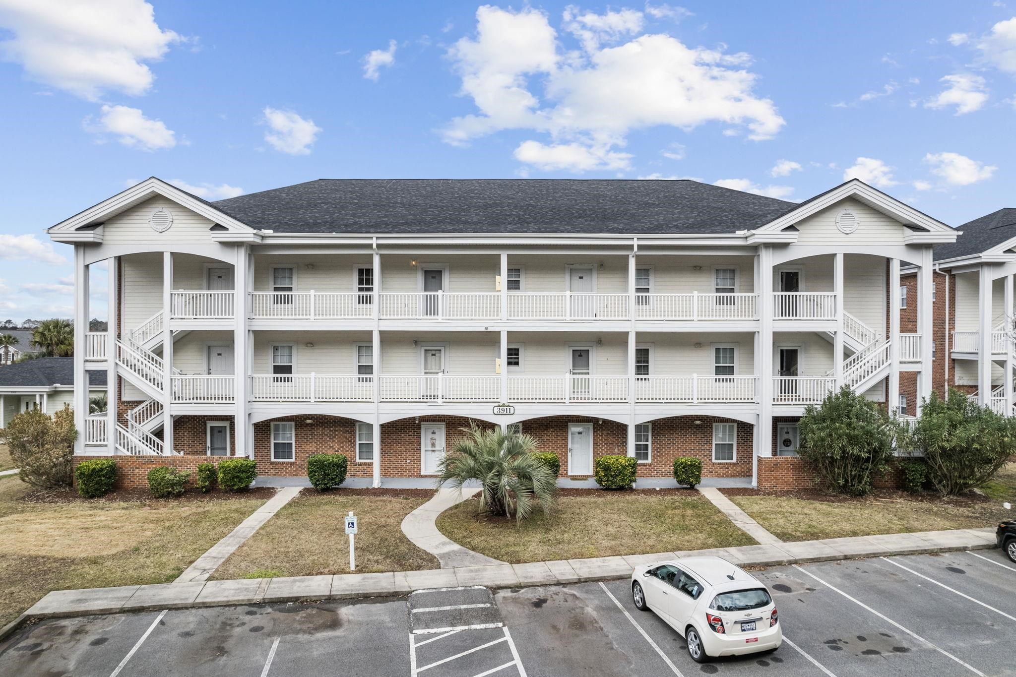 3911 Gladiola Ct. Unit #304 Myrtle Beach, SC 29588