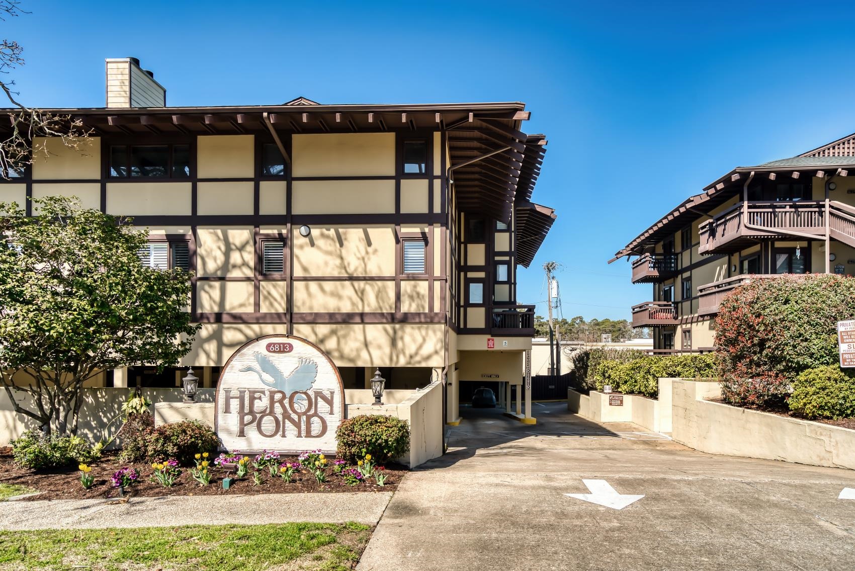 6813 Porcher Dr. Myrtle Beach, SC 29572