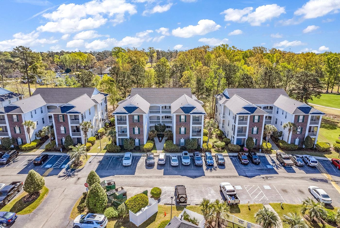 River Oaks Condos in Myrtle Beach 2 Beds Condo/townhouse For Sale