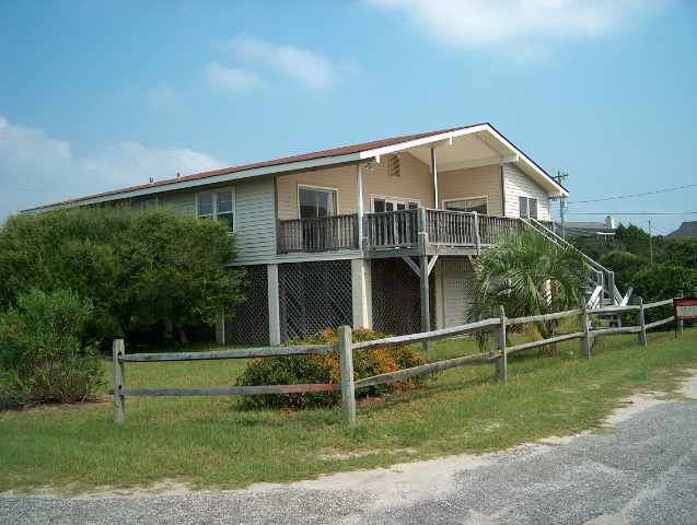 850 Parker Dr. Pawleys Island, SC 29585
