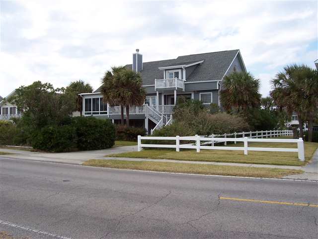 1682 S Waccamaw Dr. Murrells Inlet, SC 29576