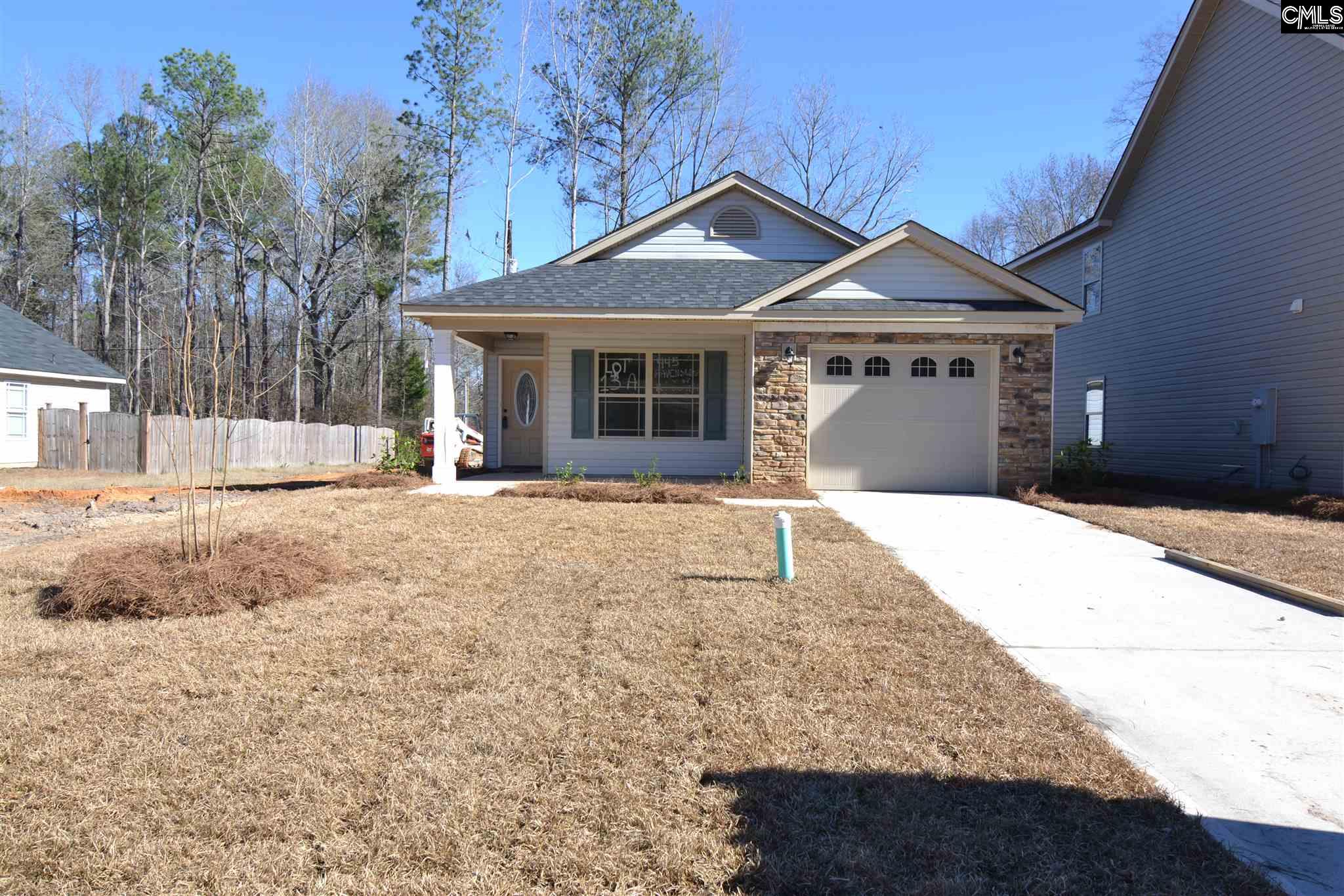 445 Ravenscroft #13a West Columbia, SC 29172
