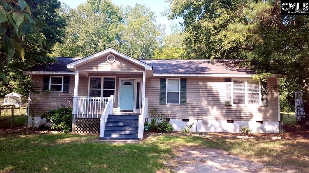1521 Woodlawn Camden, SC 29020