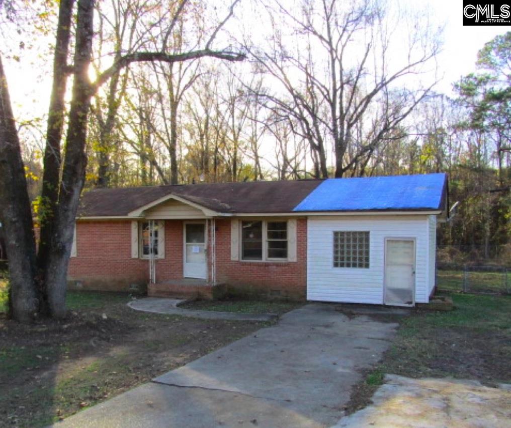 2710 Brookcliff Cayce, SC 29033