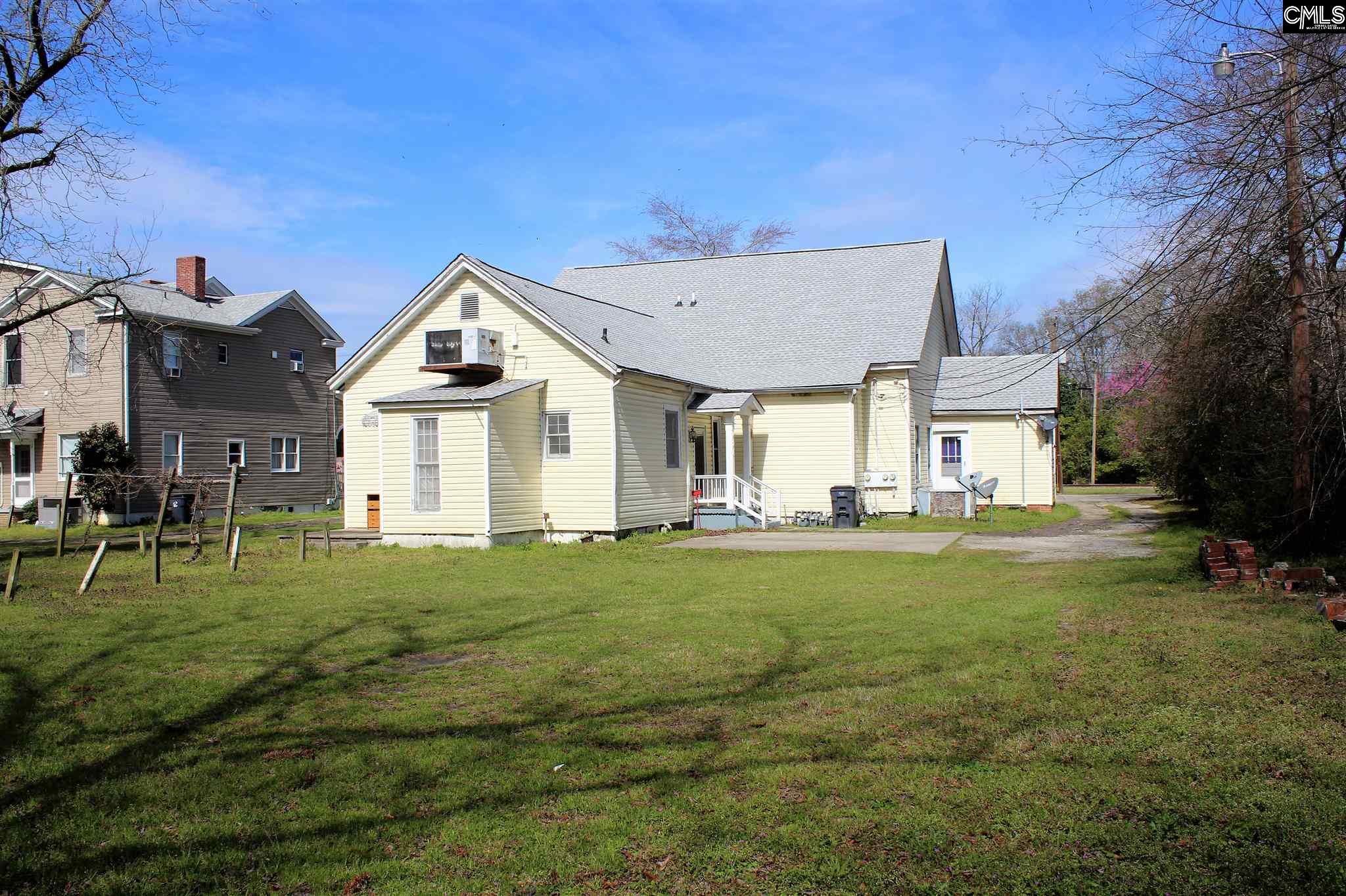 424 W Railroad Ave Batesburg, SC 29006