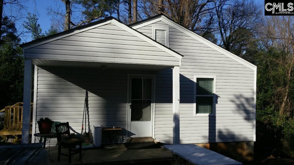 327 Pineneedle Columbia, SC 29203